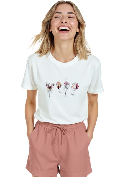 Kadın Beyaz Relaxed Fit %100 Pamuk Tişört – Suluboya Kelebek & Çiçek Sıralı Baskılı indirimleri
