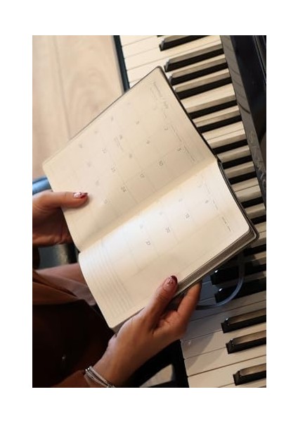 2025 Haftalık Ajanda A5 (14X21CM) Esnek Kapak Ivory 80GR. fiyatları