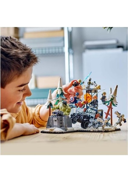 | Ngers Assemble: Ultron Çağı 76291 – 10 Yaş ve Üzeri Süper Kahraman Sevenler Için Yaratıcı Oyuncak Yapım Seti (613 Parça) modelleri