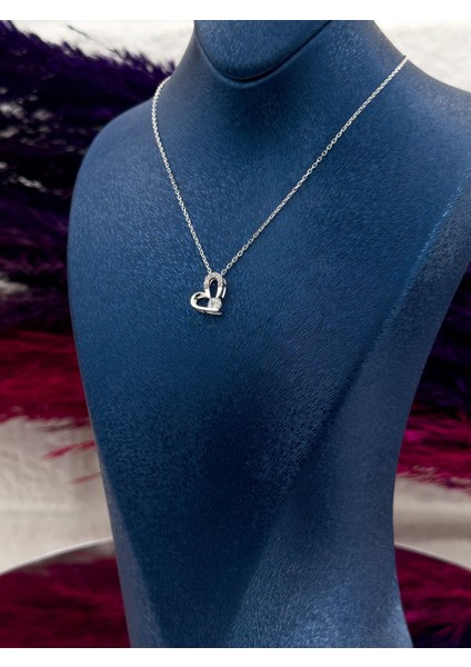 925 Ayar Gümüş Kalpli Tasarım Tektaş Desenli Popüler Kadın Kolye fiyatları