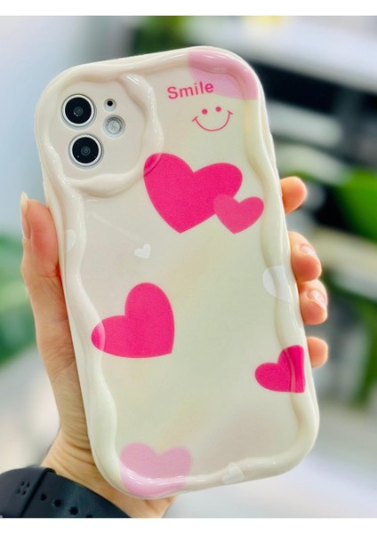 Aksesuar 11 ile Uyumlu Dalgalı Smile Kalp Tasarımlı Baskılı Esnek Silikon Kılıf