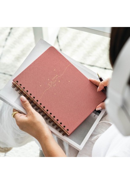 A5 Spiralli Sert Kapak Noktalı Tarihsiz Not Defteri Pembe