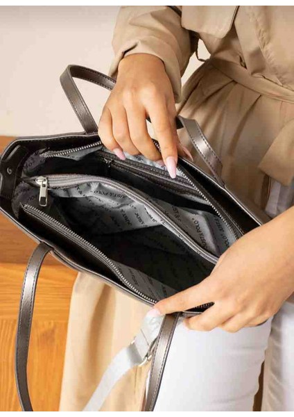 Kadın Omuz ve Postacı Çantası fiyatları