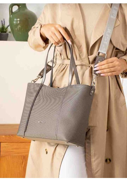 Kadın Omuz ve Postacı Çantası modelleri