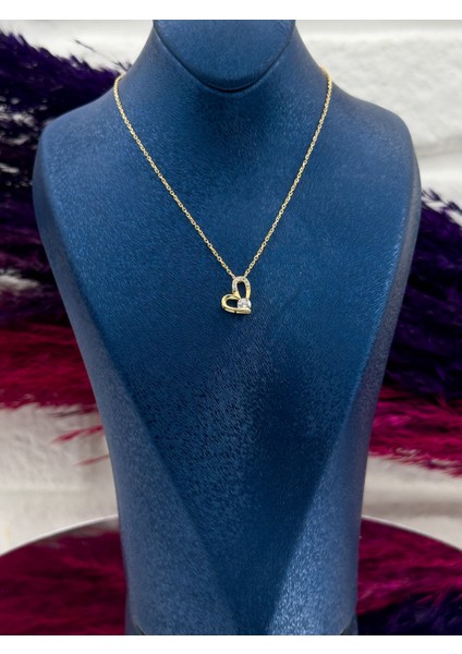 925 Ayar Gümüş Kalp Modeli Mosanite Taşlı Zarif Kadın Kolye