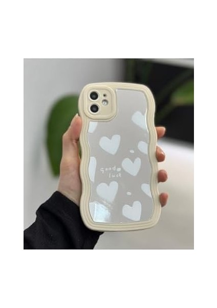 Go Aksesuar 11 ile Uyumlu Aynalı Beyaz Kalp Tasarım Dalgalı Kenar Darbe Önleyici Silikon Kılıf modelleri
