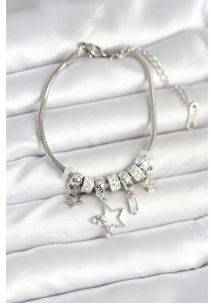 Pirinç Gümüş Renk Yıldız Charmlı Kadın Bileklik