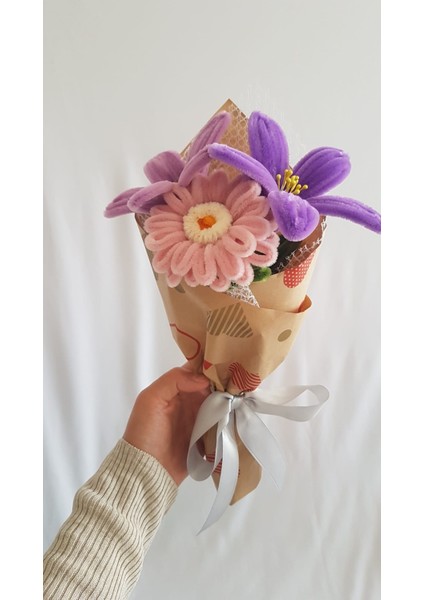 El Yapımı Dekoratif Şönil Çiçek Buketi (3’lü) – Gerbera ve Zambak Seçenekli Solmayan Hediye modelleri