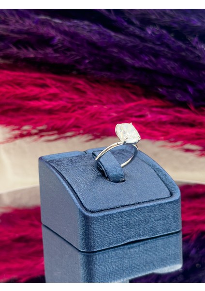 925 Ayar Gümüş Mosanite Taşlı Pırlanta Montürlü Trend Kadın Yüzük fiyatları