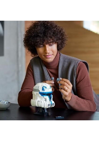 Yüzbaşı Rex Kaskı 75349 - Yetişkinler Için Sergileme Modeli Yapım Seti (854 Parça) fiyatları