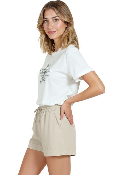 Kadın Beyaz Relaxed Fit %100 Pamuk Tişört – Çizgisel Yıldız Karalama Baskılı fiyatları