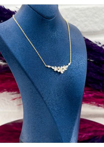 925 Ayar Gümüş Özel Tasarım Gold Renk Lotus Modeli Zarif Kadın Kolye modelleri