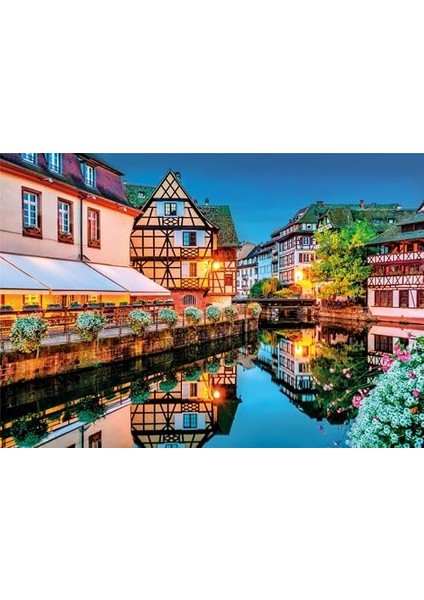 500 El. Compact Strasbourg Old Town fiyatları