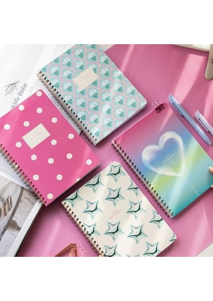 A5 Spiralli Karton Kapak 4&apos;lü Set Çizgili Okul Defteri 80 Yaprak - Ders Programlı Mavi Pembe Yıldız modelleri