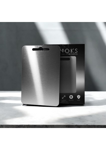 304 Kalite Çelik Kesme Tahtası, Bulaşık Makinesinde Yıkanabilir, Mutfak Için Metal Doğrama Tahtası,bıcak Dostu,kaymaz Özel Ayaklı,hijyenik ve DAYANIKLI,34X23 Cm, Temizlenebilir