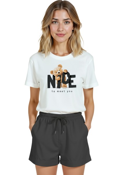 Kadın Beyaz Relaxed Fit %100 Pamuk Tişört – Teddy Bear & “nice To Meet You” Baskılı indirimleri