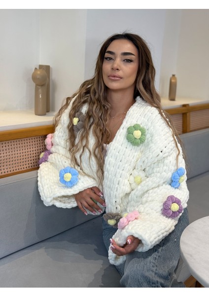 Pinterest Çiçek Detaylı Yumoş Puffy Ceket