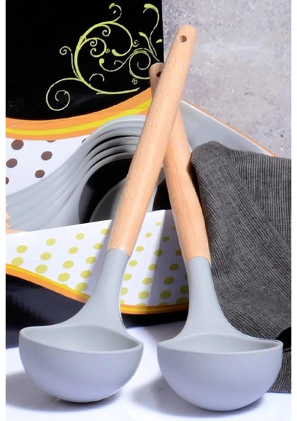 Bambu Saplı Silikon Kepçe Füme 1 Adet