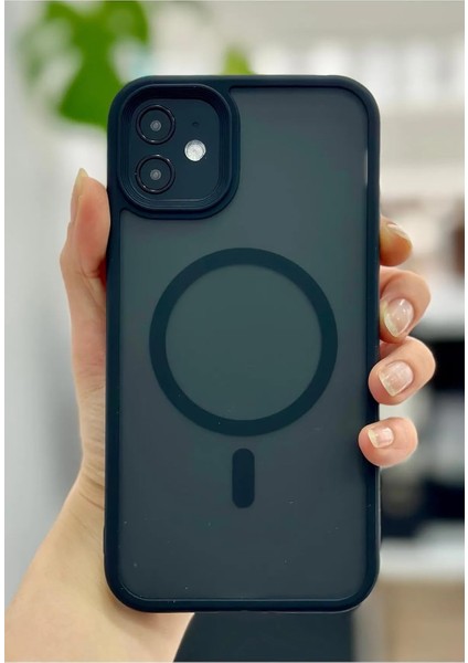 Aksesuar 11 Için ile Uyumlu Arka Kısmı Mat Şeffaf Kenarları Silikon Yapılı Kamera Lens Yükseltili Güçlendirilmiş Kablosuz Şarj Destekli Kılıf (Siyah)