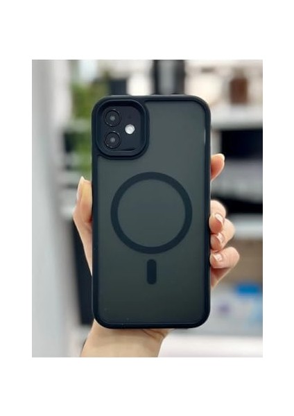 Aksesuar 11 Için ile Uyumlu Arka Kısmı Mat Şeffaf Kenarları Silikon Yapılı Kamera Lens Yükseltili Güçlendirilmiş Kablosuz Şarj Destekli Kılıf (Siyah) modelleri