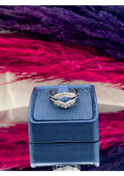 925 Ayar Gümüş Özel Tasarım Şans Modeli Lüks Kadın Kolye fiyatları