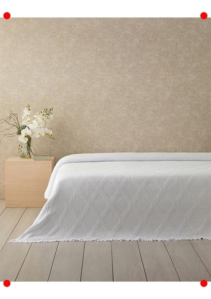 Çift Kişilik Pamuk Polyester Yatak Örtüsü - Beyaz