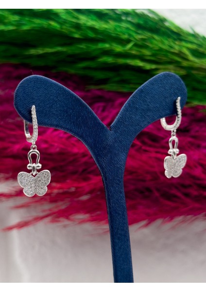 925 Ayar Gümüş Sallantılı Özel Tasarım Kelebek Modeli Trend Kadın Küpe