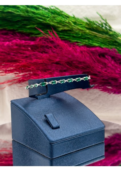 925 Ayar Gümüş Su Yolu Modeli Zümrüt Taşlı Zarif Kadın Bileklik modelleri