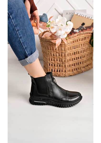 Hakiki Deri Siyah Kadın Günlük Kısa Bot modelleri