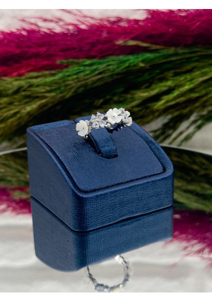 925 Ayar Gümüş Spor Manolya Modeli Trend Kadın Yüzük fiyatları