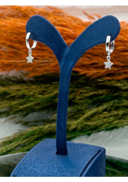 925 Ayar Gümüş Zirkon Taşlı Sallantılı Yıldız Modeli Trend Kadın Küpe fiyatları