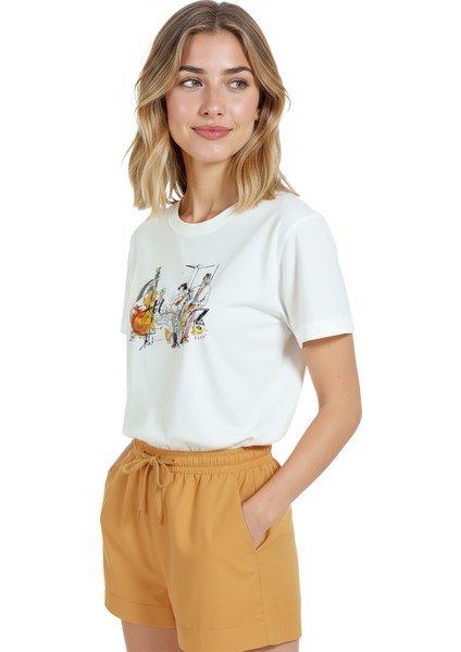 Kadın Beyaz Relaxed Fit %100 Pamuk Tişört – Caz Grubu Baskılı fırsatları