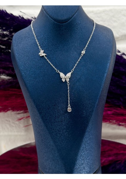 925 Ayar Gümüş Özel Tasarım Kelebek Modeli Zarif Kadın Kolye