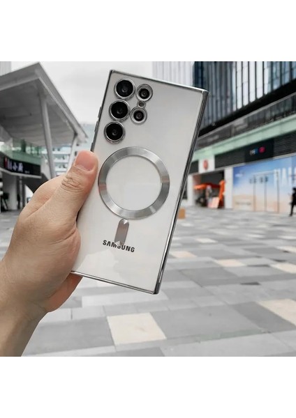 Teknosepetim S24 Ultra Kılıf Kamera Lens Korumalı Kablosuz Şarj Destekli Arkası Şeffaf Parlak Kenarlı Kapak Esnek Silikon Ince Kılıf (Gümüş Rengi)