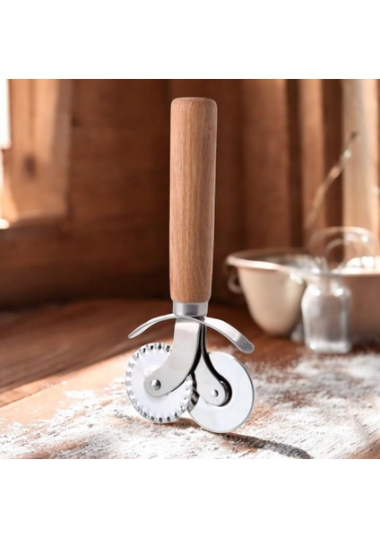 1 Arada Ahşap Saplı Pizza ve Pide Hamur Kesme Ruleti, Çift Taraflı Çelik Bıçak, Pizza Börek Pide Hamur Kesme Rulet Bıçak