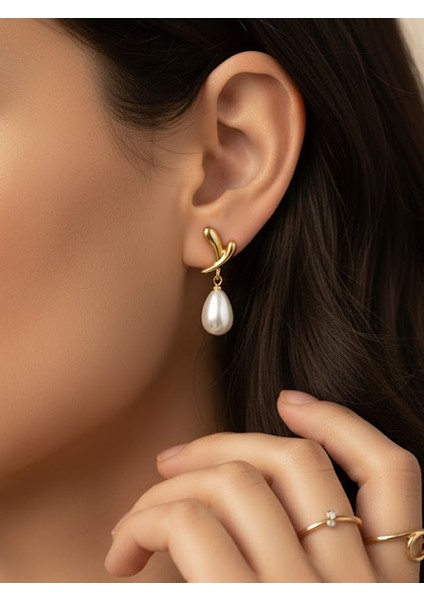 Modern Organik Formda Sarkıntılı Inci Küpe fiyatları