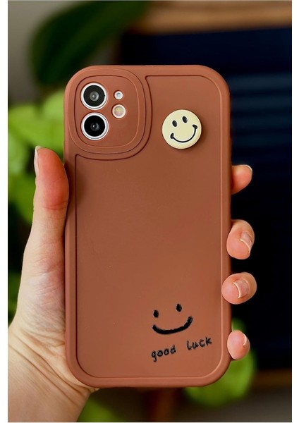 Go Aksesuar 11 Yuvarlak Kamera Tasarımlı Smile Kahve Yumuşak Silikon Kamera Korumalı Kılıf