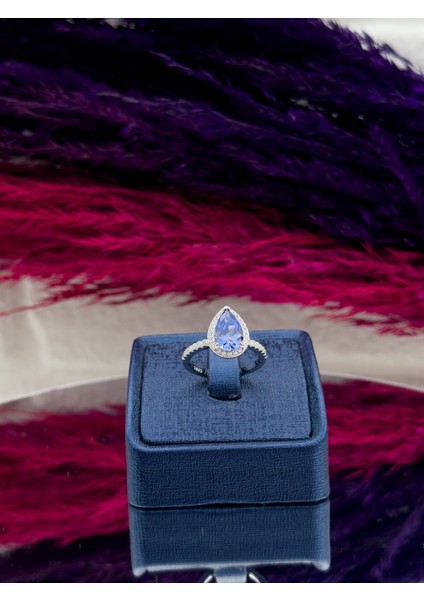 925 Ayar Gümüş Damla Mistik Topaz Taşlı Zarif Kadın Yüzük