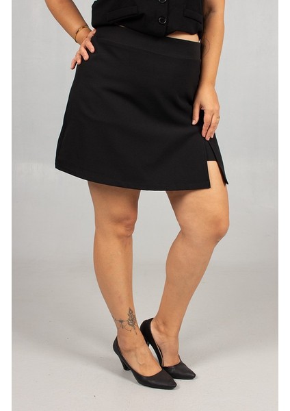 Büyük Beden Rahat Siyah Likralı Krep Etek Şort modelleri
