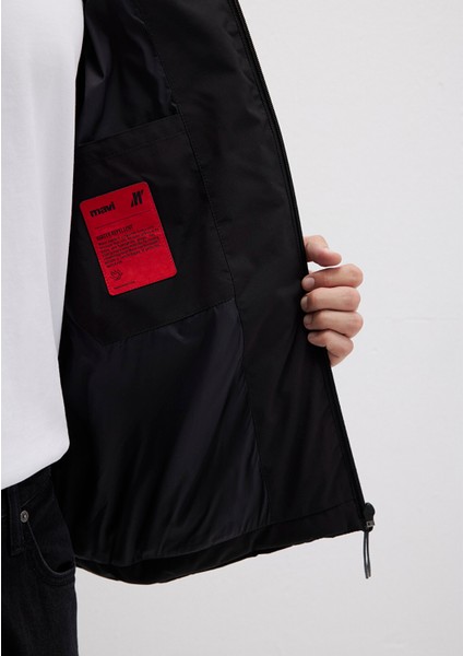 Su İtici Kapüşonlu Siyah Şişme Mont 0110675-71379