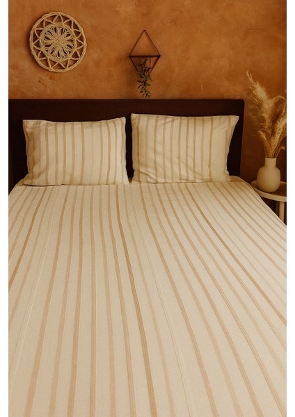 Çift Kişilik Nevresim Takımı 2 ADET Yastık 1 Adet Düz Çarşaf Kahverengi Çizgili