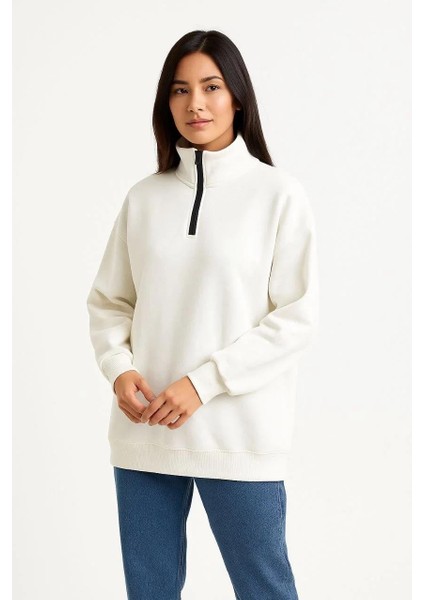 Kadın Üç Iplik Dık Yaka Yarım Fermuarlı Sweatshirt - Beyaz