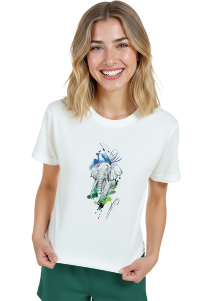 Kadın Beyaz Relaxed Fit %100 Pamuk Tişört – Suluboya Fil & Mürekkep Eskiz Baskılı modelleri