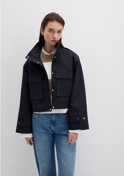 Dik Yaka Kısa Lacivert Ceket 1110708-70497