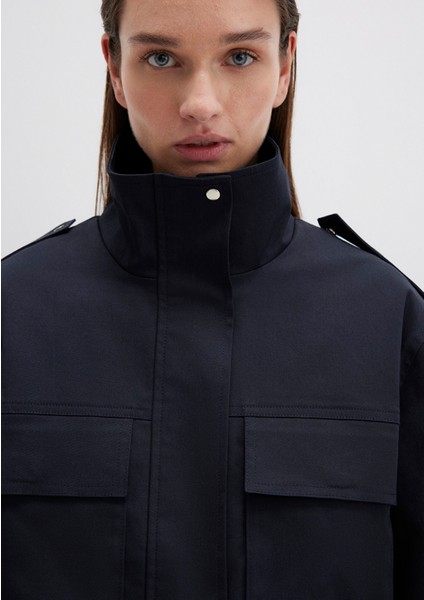 Dik Yaka Kısa Lacivert Ceket 1110708-70497