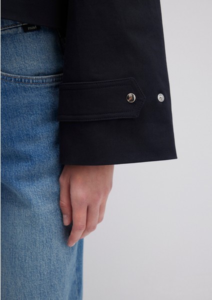 Dik Yaka Kısa Lacivert Ceket 1110708-70497