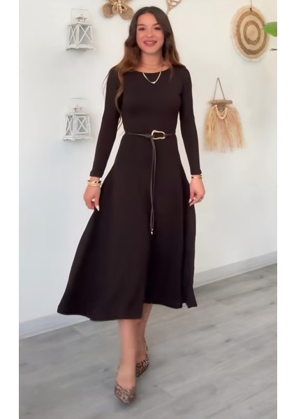 Kemer Detaylı Uzun Kollu Triko Elbise fırsatları