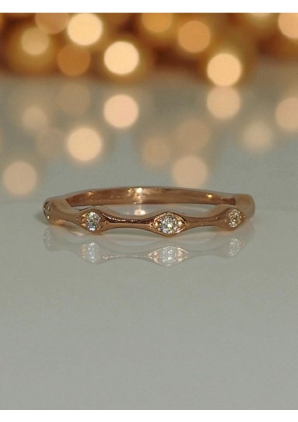 Zirkon Taşlı Dal Formlu 925 Ayar Rose Gümüş Yüzük