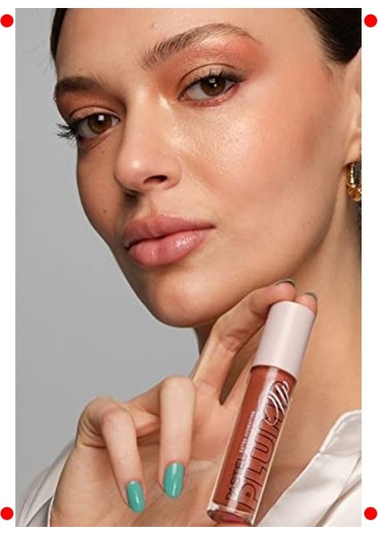 Dolgunlaştırıcı Etkili Dudak Parlatıcısı indirimleri