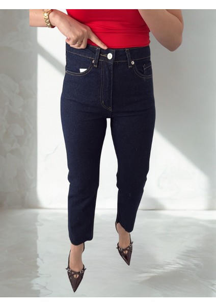 Koyu Mavi Boy Fit Kesik Paça Strait Jean fiyatları